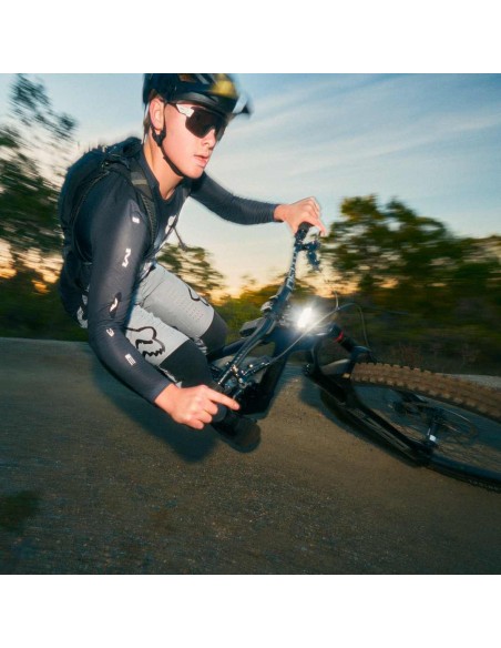 Knog Scheinwerfer Blinder X 1800 mit externem Akku 10'000 mAh